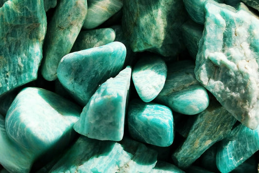 Amazonite Benefits & Uses